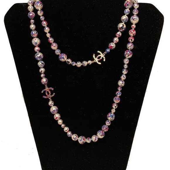 Rare Chanel Graffiti Splatter Paint Pearl Necklace - Picture 2 of 6